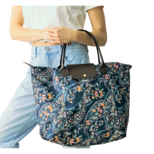 NAVY PAISLEY FOLDABLE TOTE BAG. 20.5X14.5X7. SEE 29011 FOR ADDITIONAL PRINT.