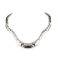 SILVER HAMMERED COLLAR NECKLACE