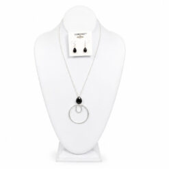 SILVER ROUND PENDANT WITH JET STONE NECKLACE SET