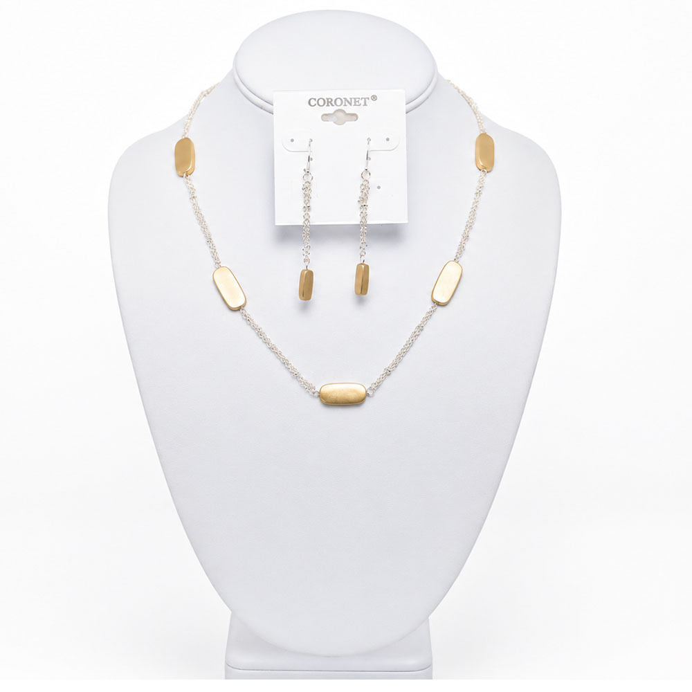 TWO TONE GOLD OVAL STATION CHAIN NECKLACE SET